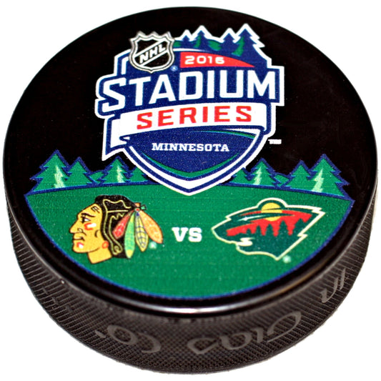 2016 NHL Minnesota Stadium Series Dueling Style Collectible Hockey Puck -Chicago Blackhawks vs Minnesota Wild-