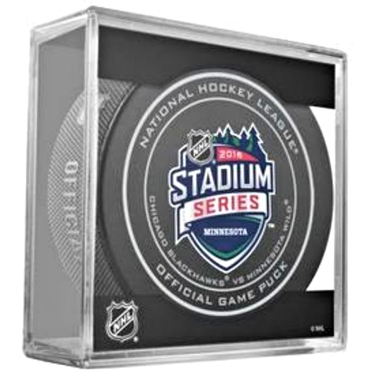 2016 NHL Minnesota Stadium Series Game Style Collectible Hockey Puck -Chicago Blackhawks vs Minnesota Wild-
