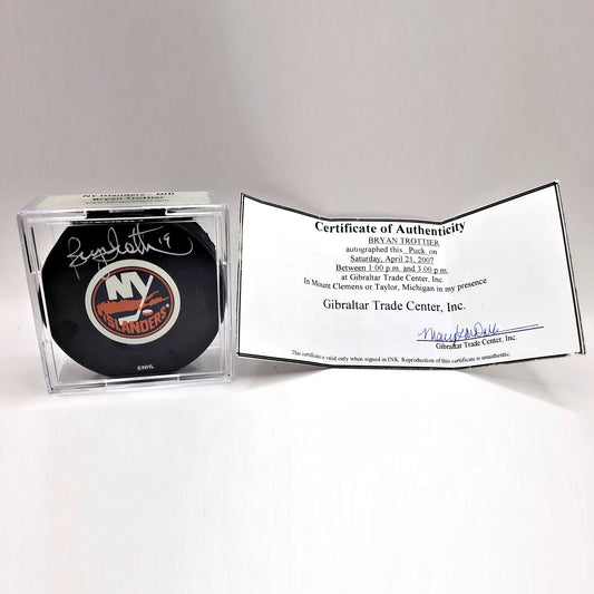 New York Islanders Bryan Trottier Autographed Hockey Puck With COA