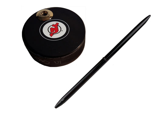 New Jersey Devils Auto Series Artisan Hockey Puck Desk Pen Holder With Pen